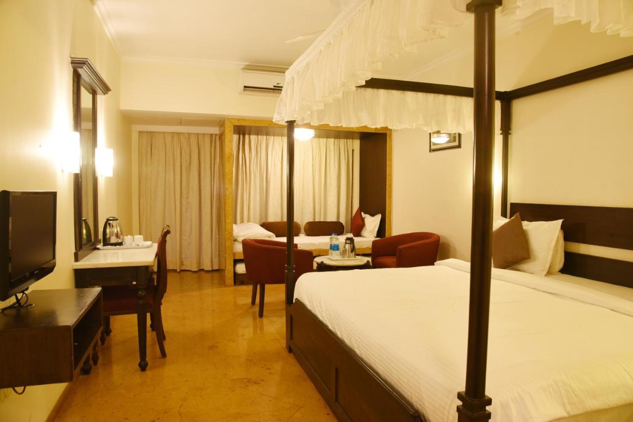 Aveda Blue Country Resort Panchgani Ngoại thất bức ảnh