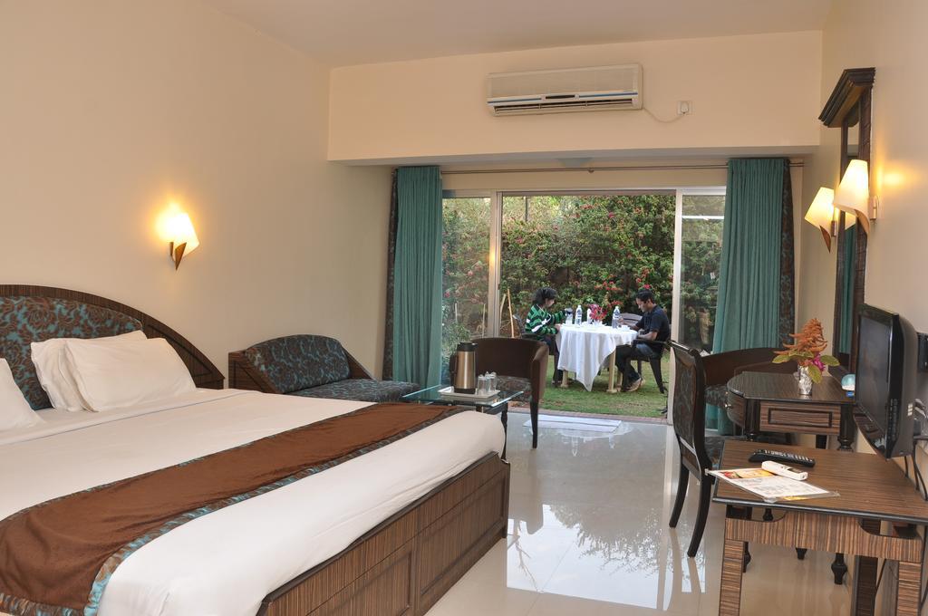 Aveda Blue Country Resort Panchgani Ngoại thất bức ảnh