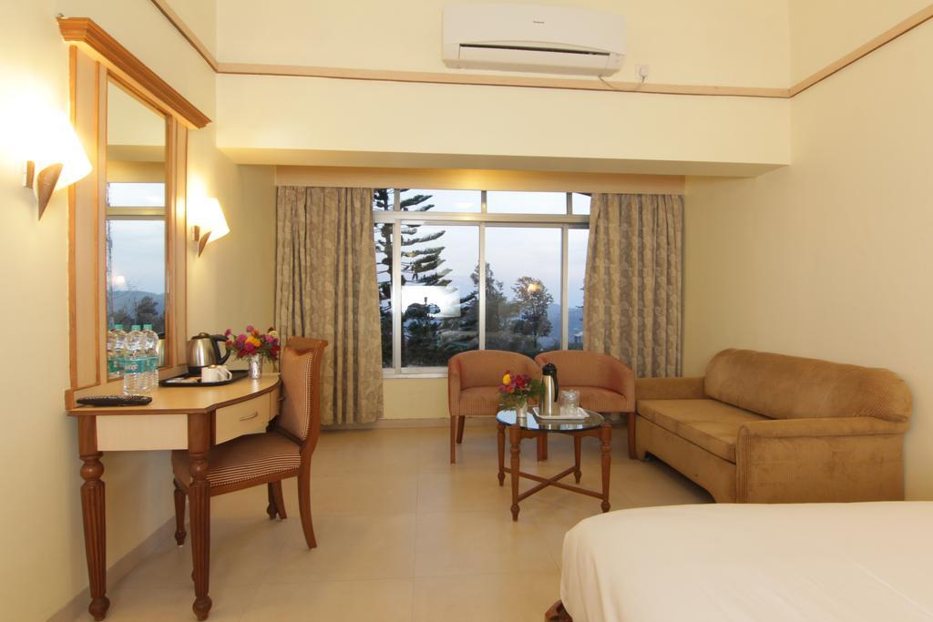 Aveda Blue Country Resort Panchgani Phòng bức ảnh