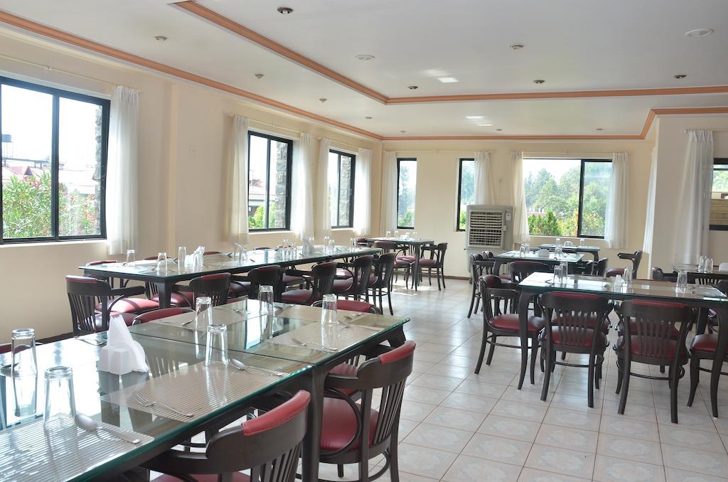 Aveda Blue Country Resort Panchgani Ngoại thất bức ảnh