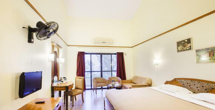 Aveda Blue Country Resort Panchgani Ngoại thất bức ảnh