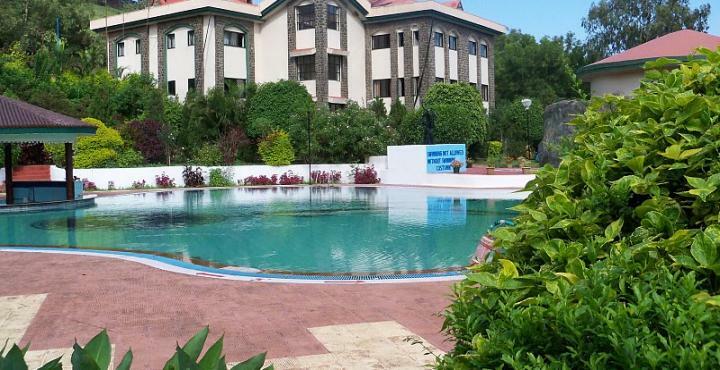 Aveda Blue Country Resort Panchgani Ngoại thất bức ảnh
